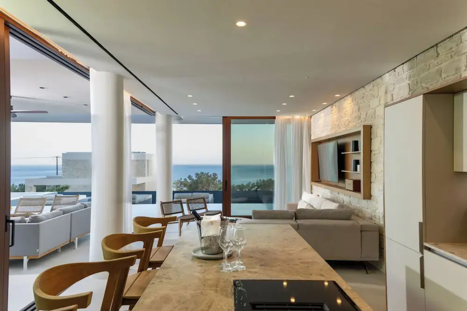 Seanatra Luxury Villas