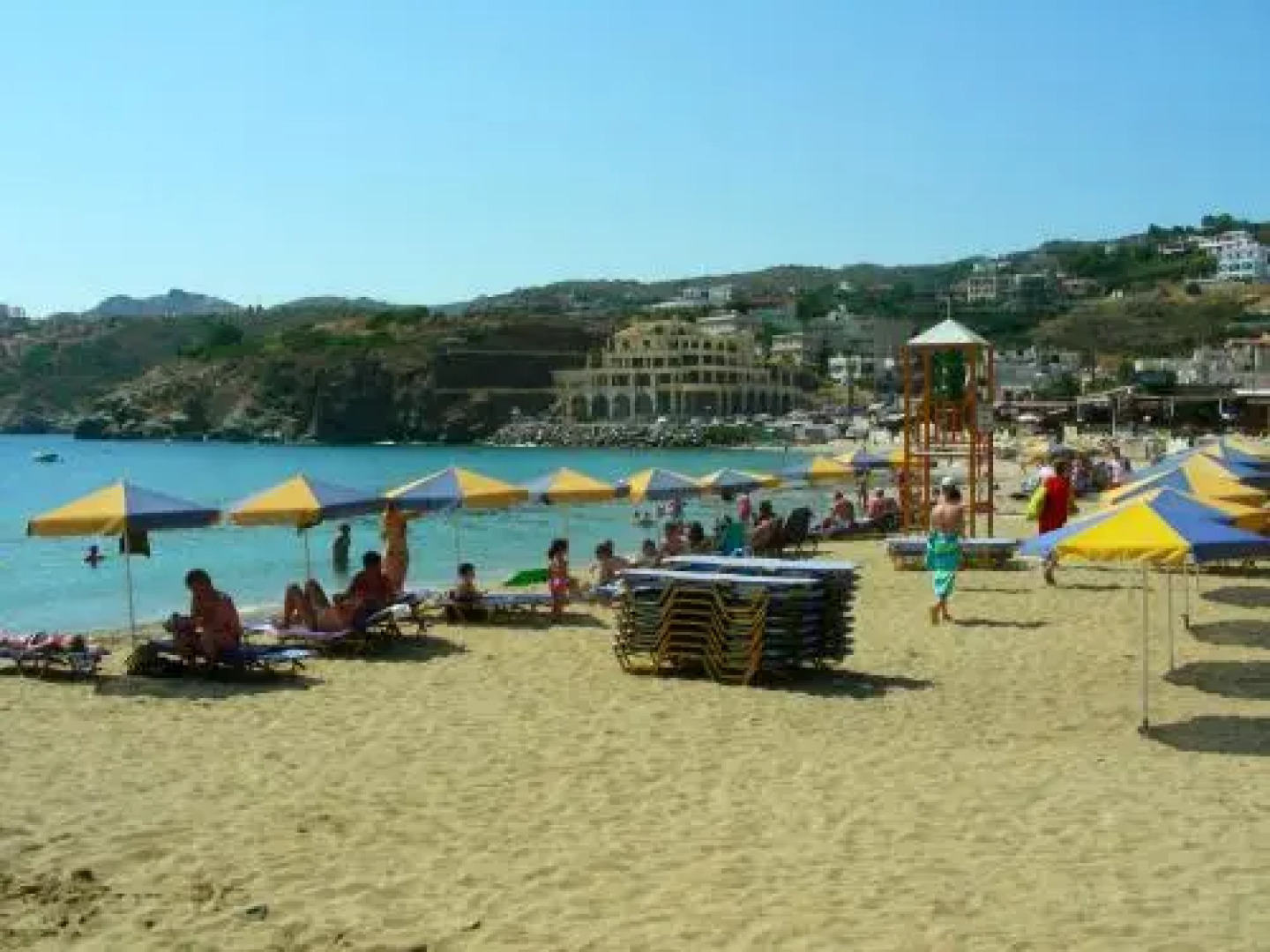 Zorbas Hotel And Apartments