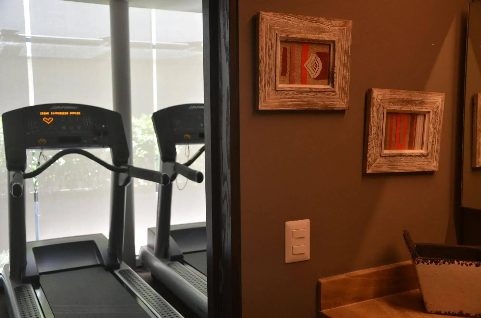 AR 218 Hotel by ULIV