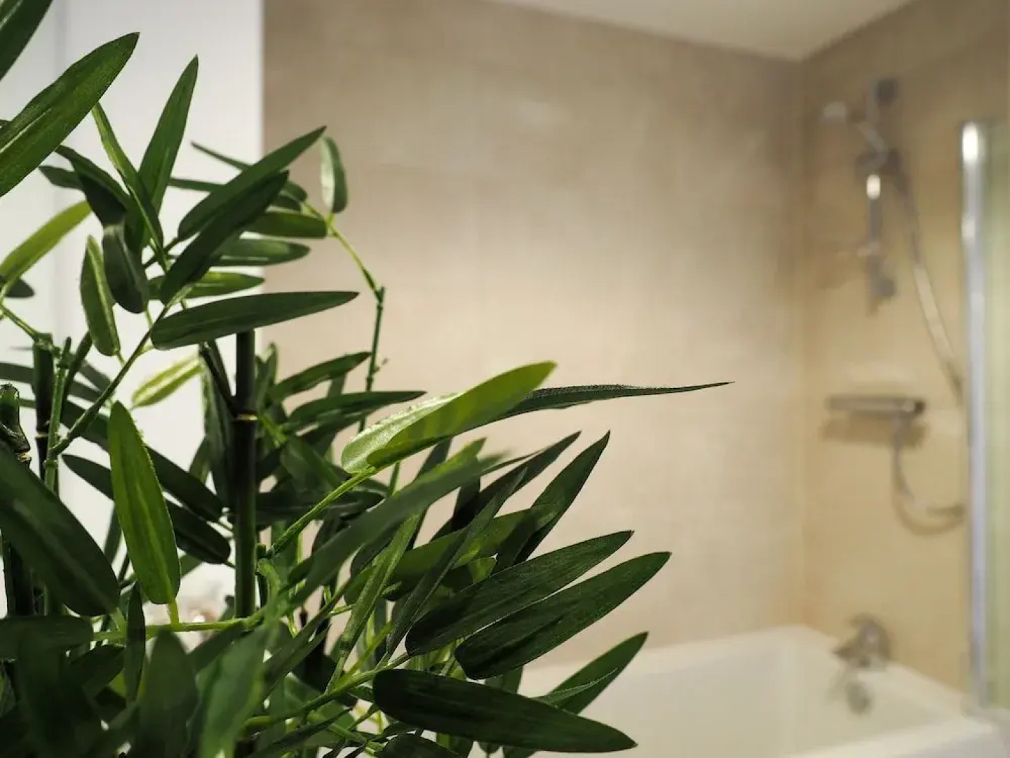 SA Today Apartments Farnborough with Fibre Wi-Fi & Netflix