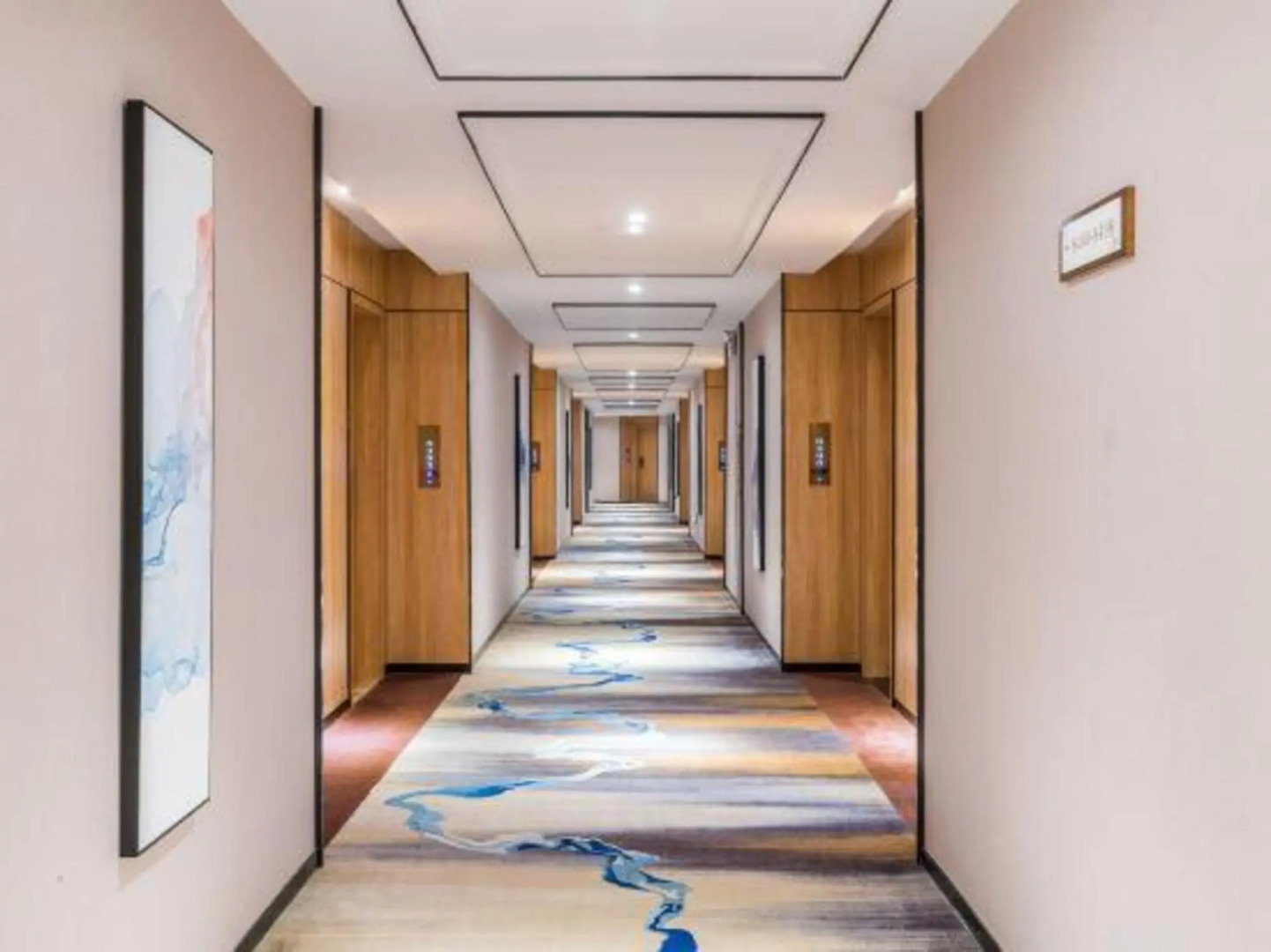 Jinxuan Chanyun Holiday Hotel (Sihui Zhenshan Avenue)