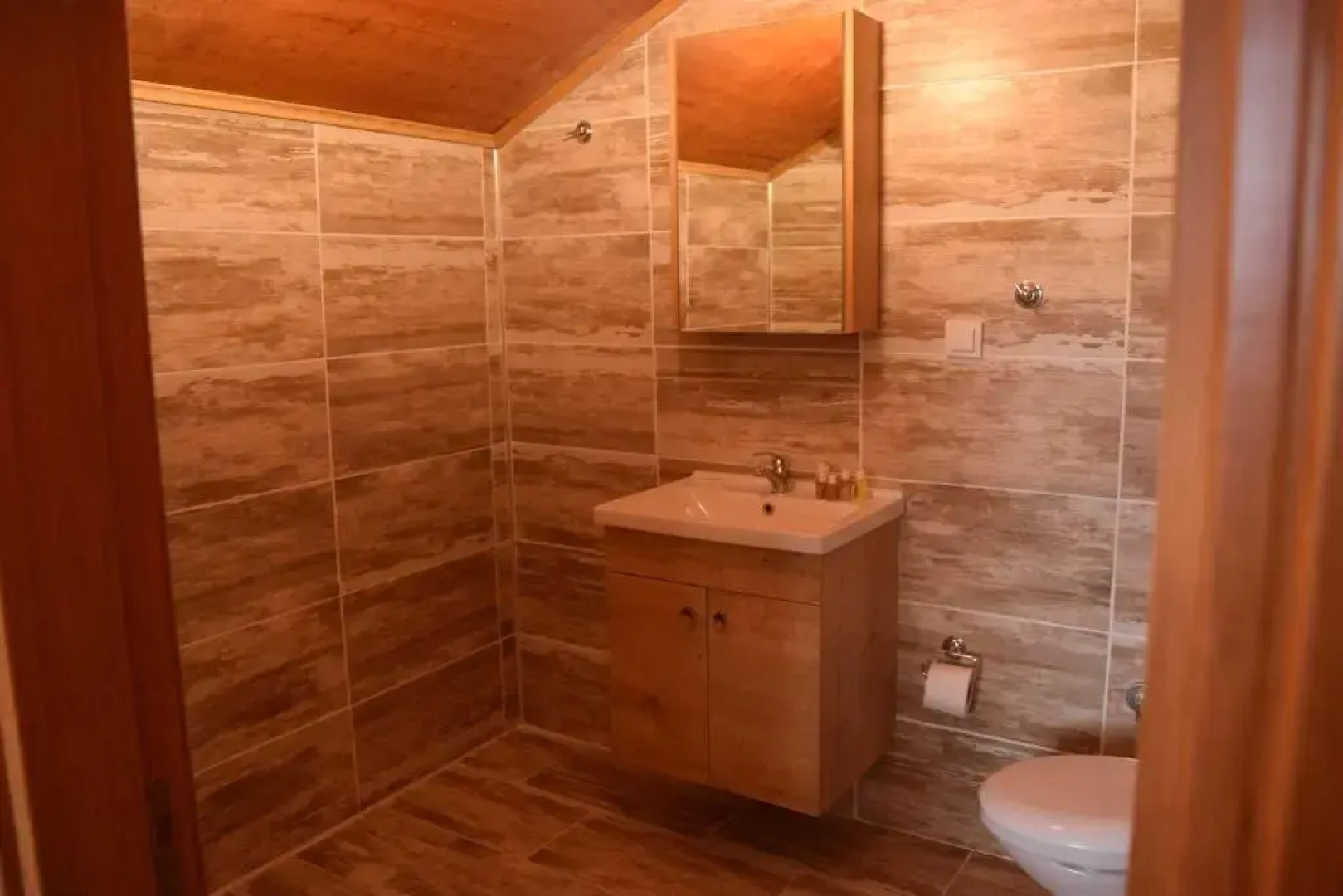 Kayserkaya Cottages & Camping