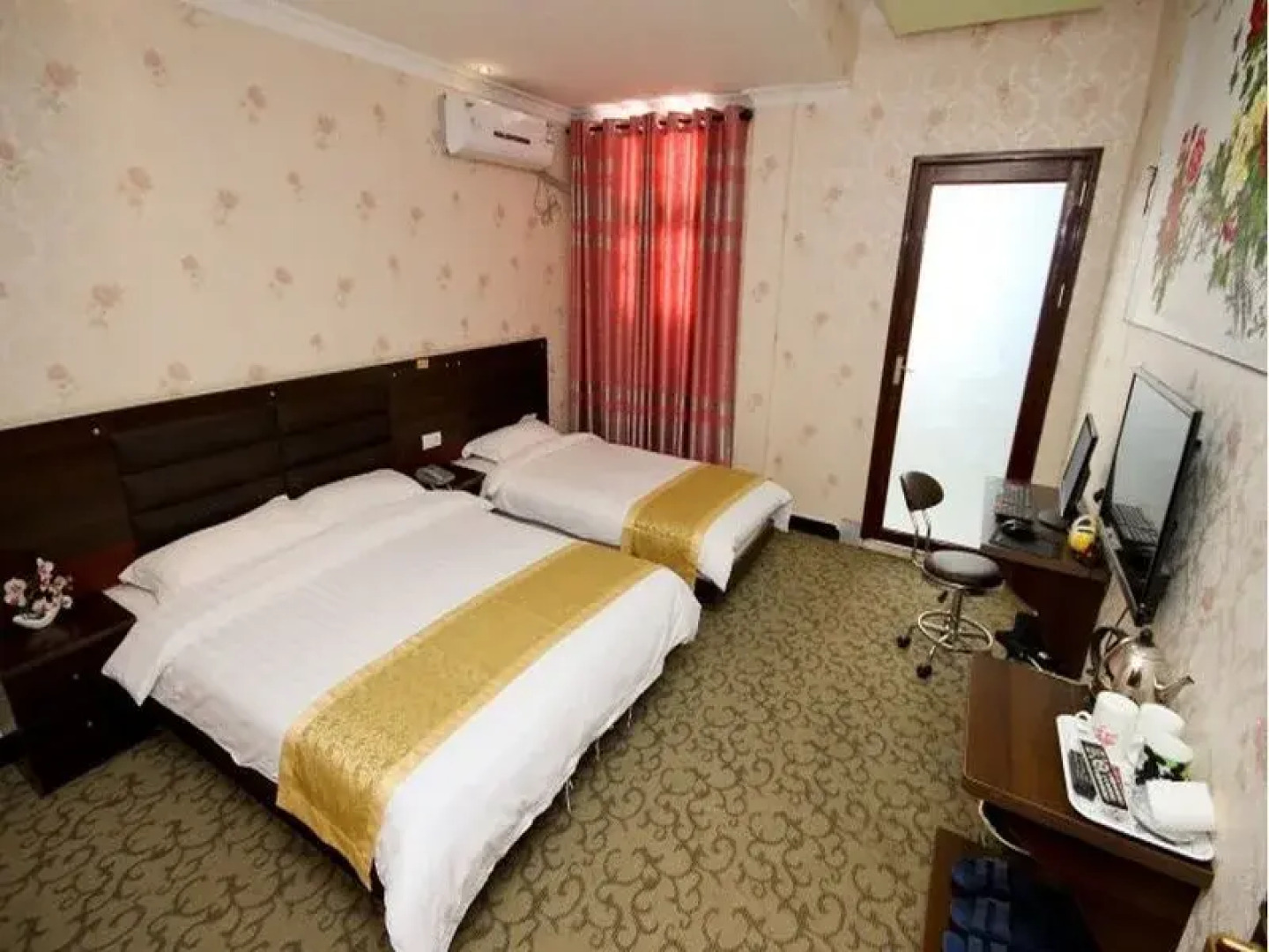 Xian Xianyang International Airport 168 Express Hotel