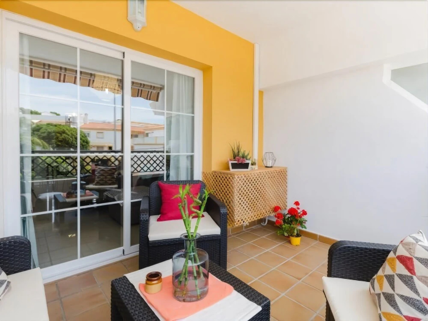 La Marina II, luminoso apartamento junto a la playa