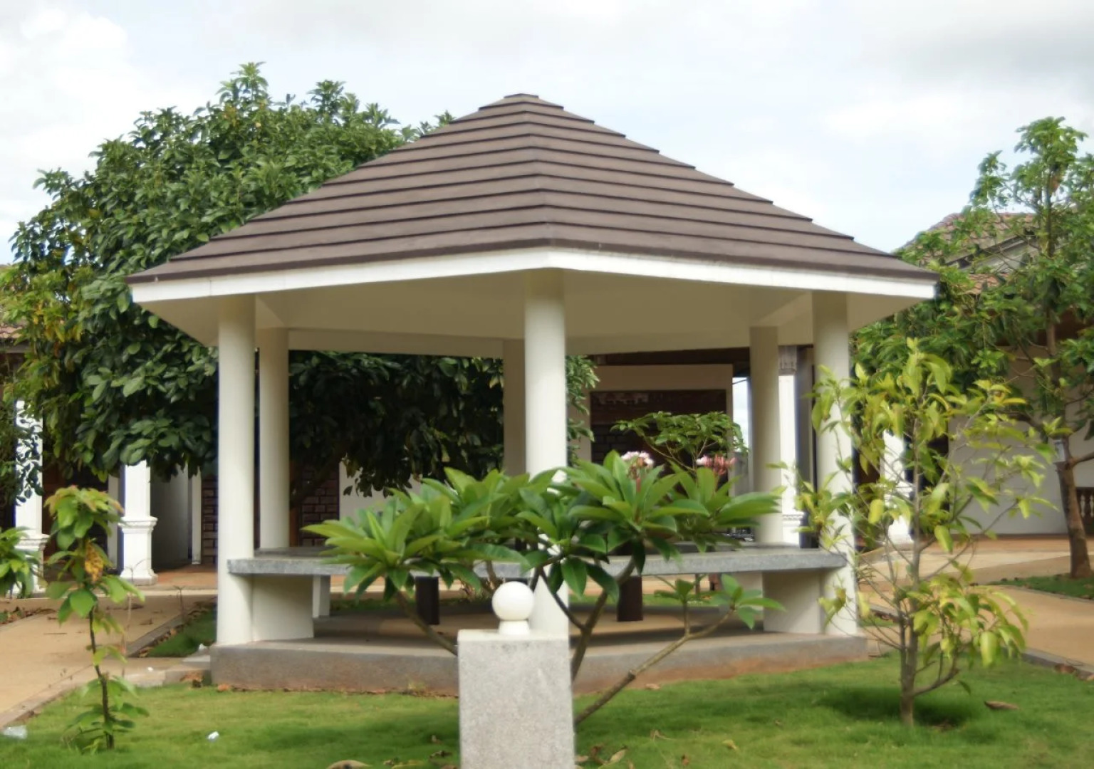 Emario Mondulkiri Resort