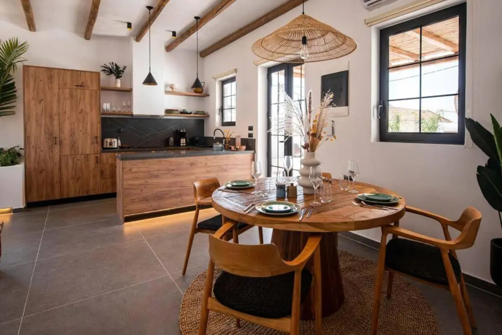 CasaCarma III, private pool, boho design, central