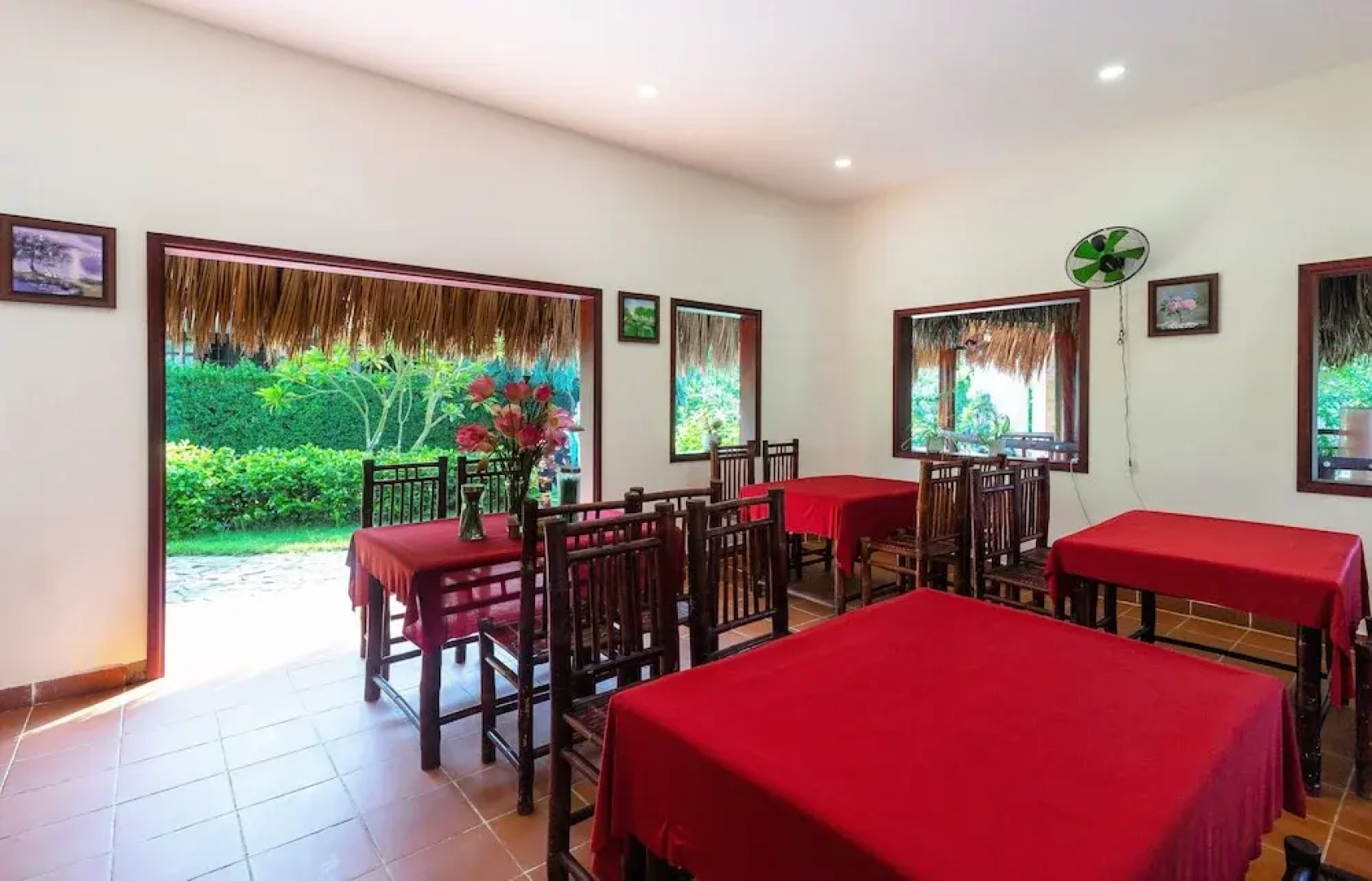 Riverside Park Eco Resort