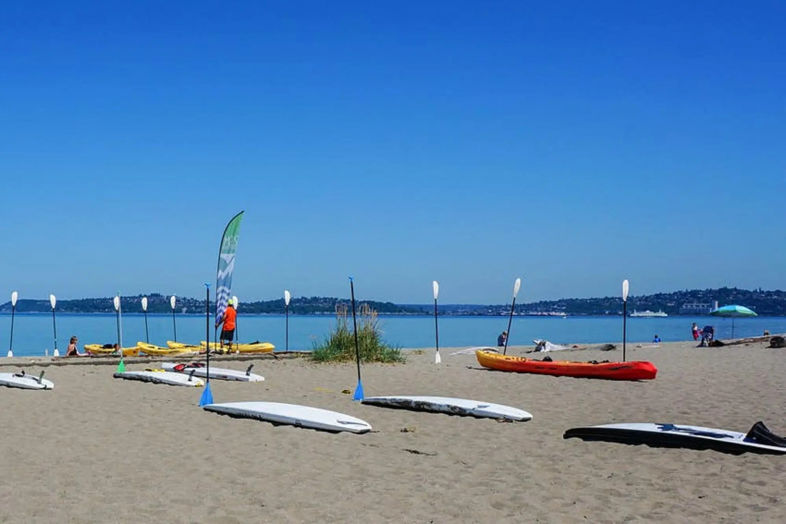 Alki Beach Escape Romantic Waterfront Getaway for 2