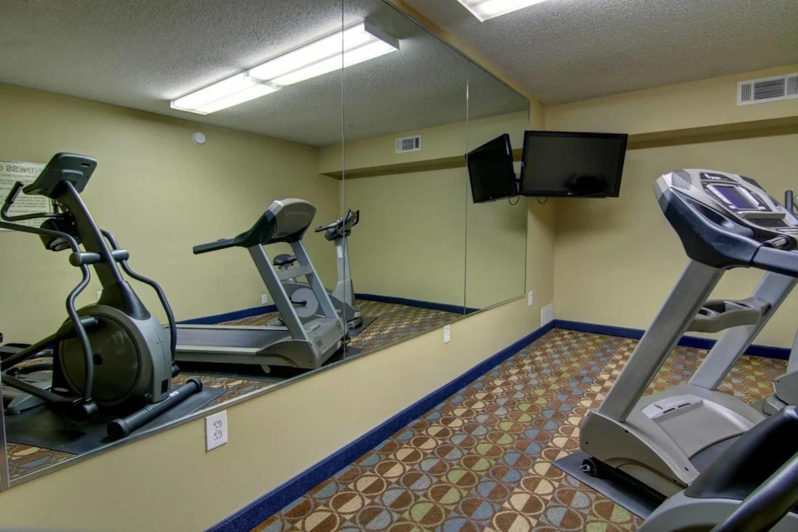 InTown Suites Extended Stay Atlanta GA - Marietta Roswell Rd
