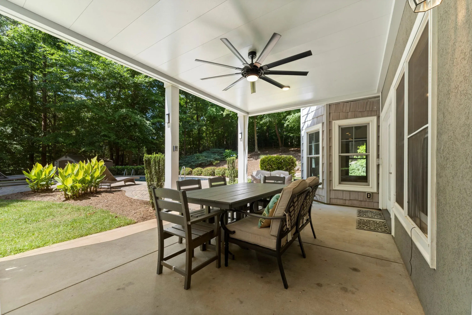 Making Waves by Avantstay Sleeps 20 + Pool