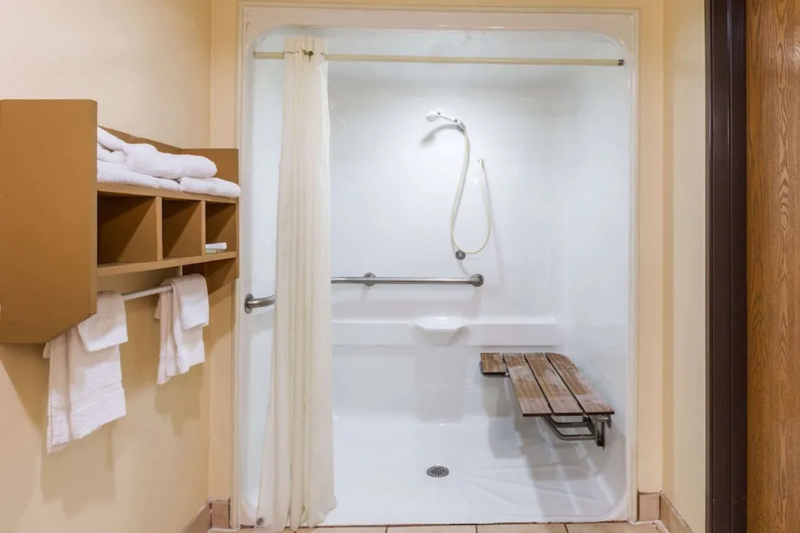 Super 8 League City-Kemah Area