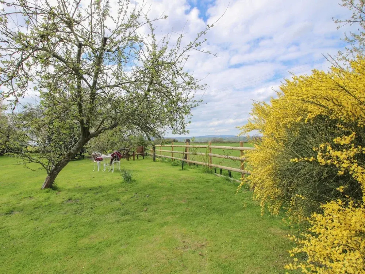 Le Petite Pound House