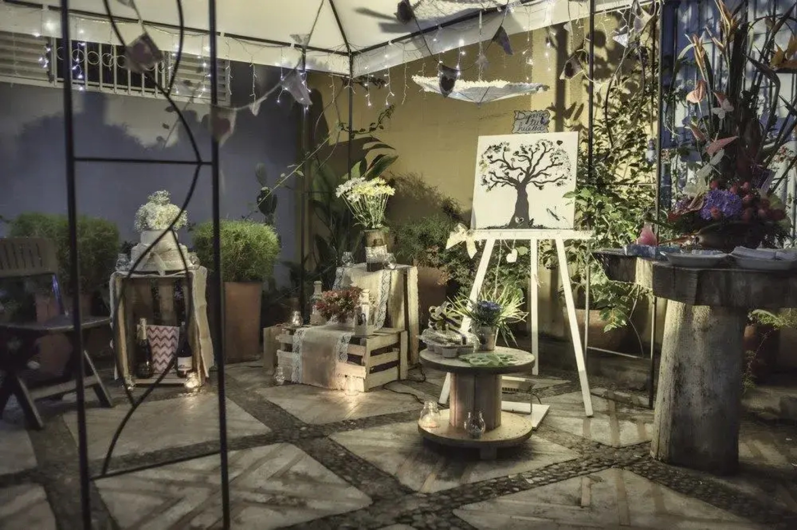 Tropica Hostel
