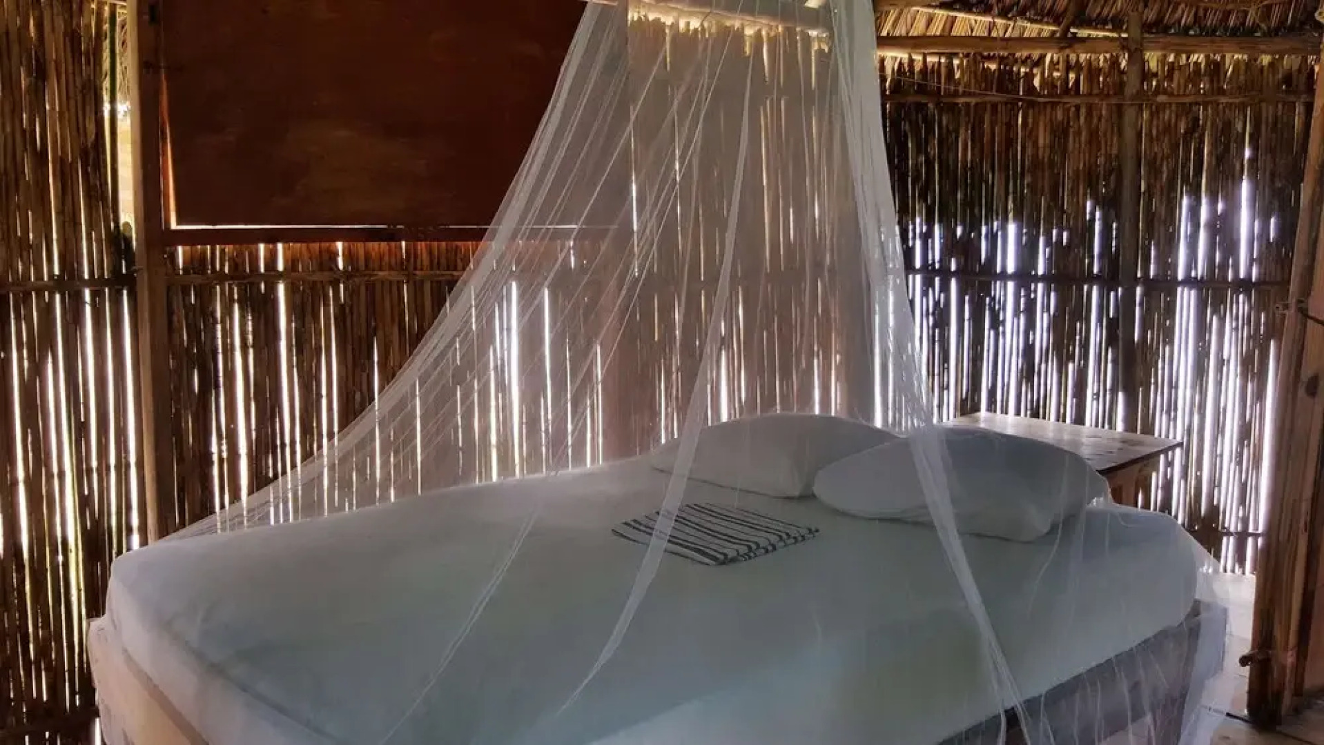 San Blas Private Beach Cabin