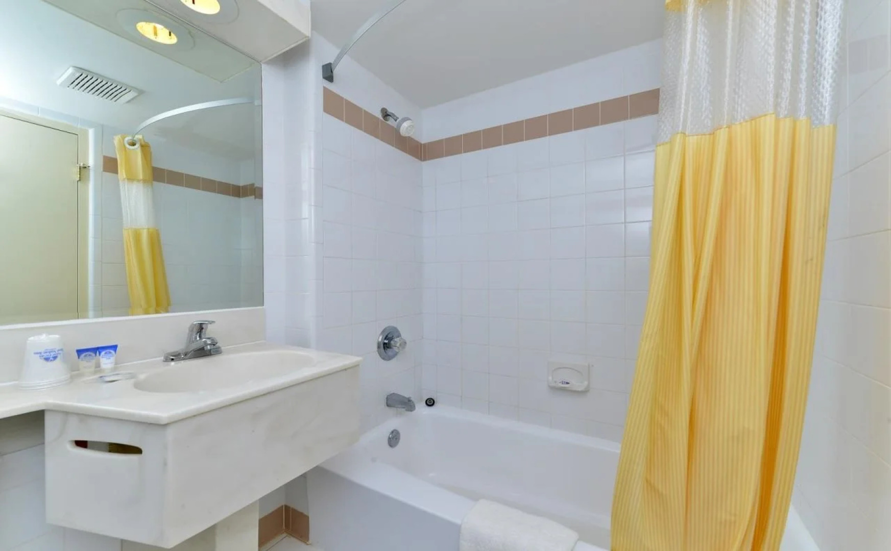 Americas Best Value Inn and Suites Lexington Park