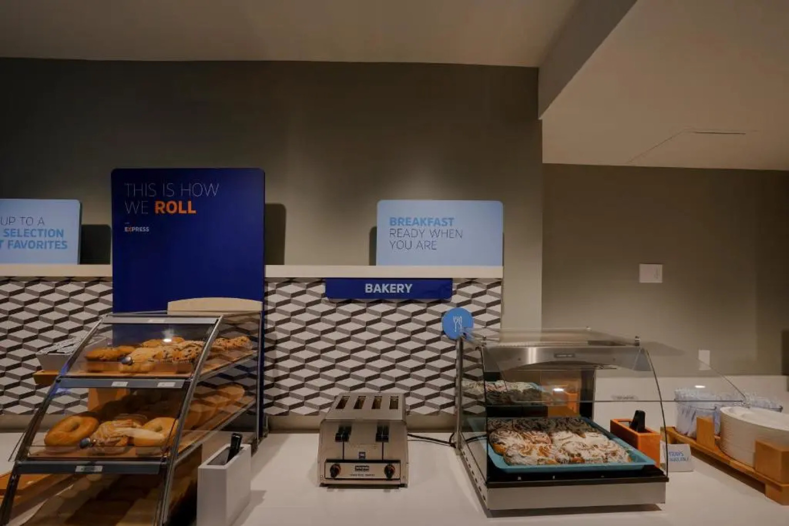 Holiday Inn Express & Suites Santa Clara-Silicon Valley by IHG