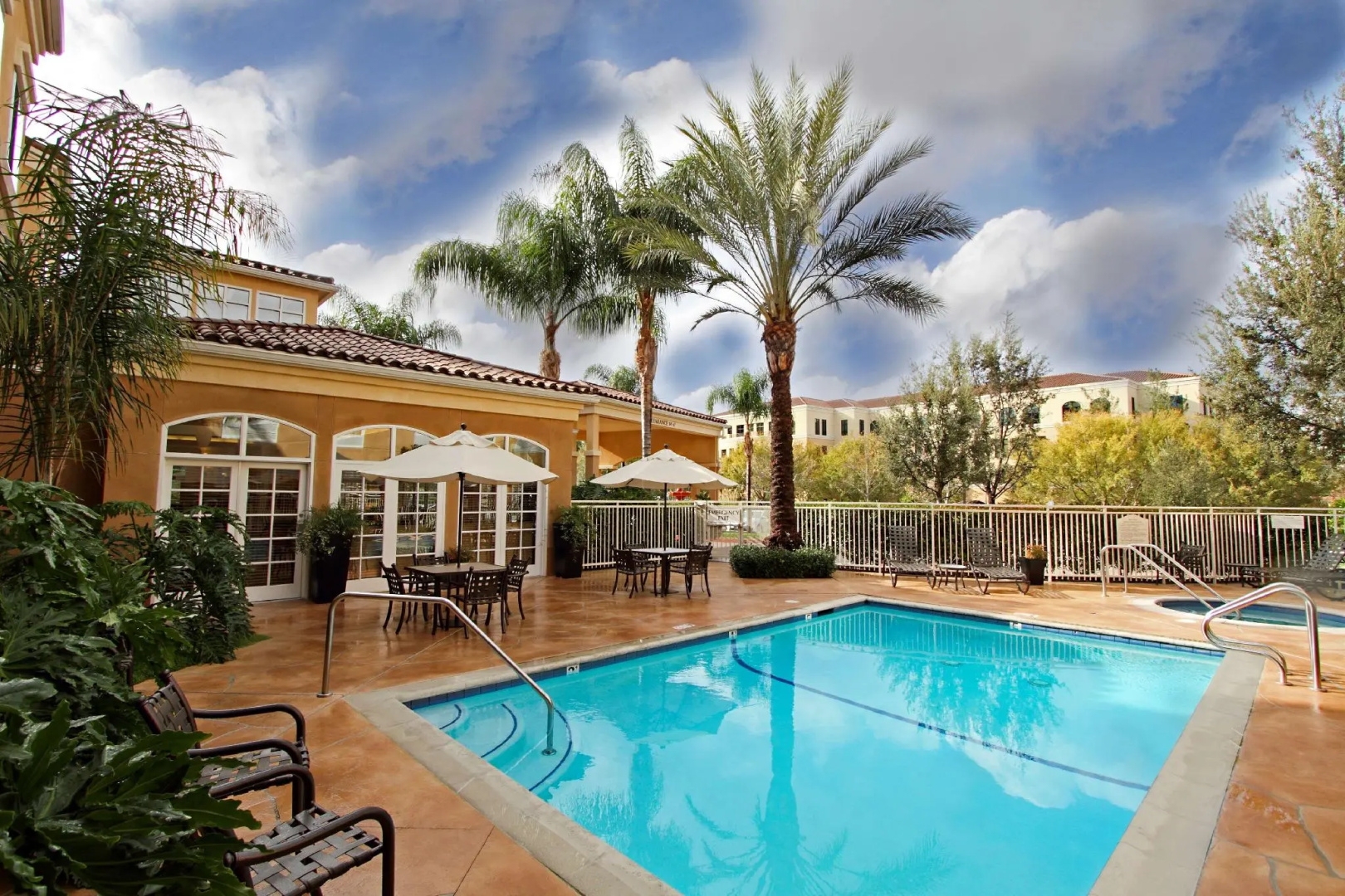 Hilton Garden Inn Calabasas