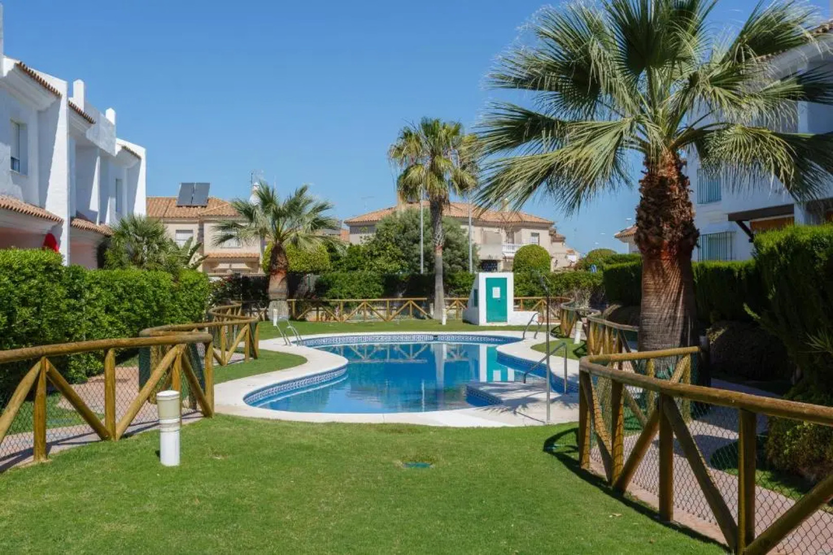 Atico La LUZ-Rota free parking by Cadiz4Rentals