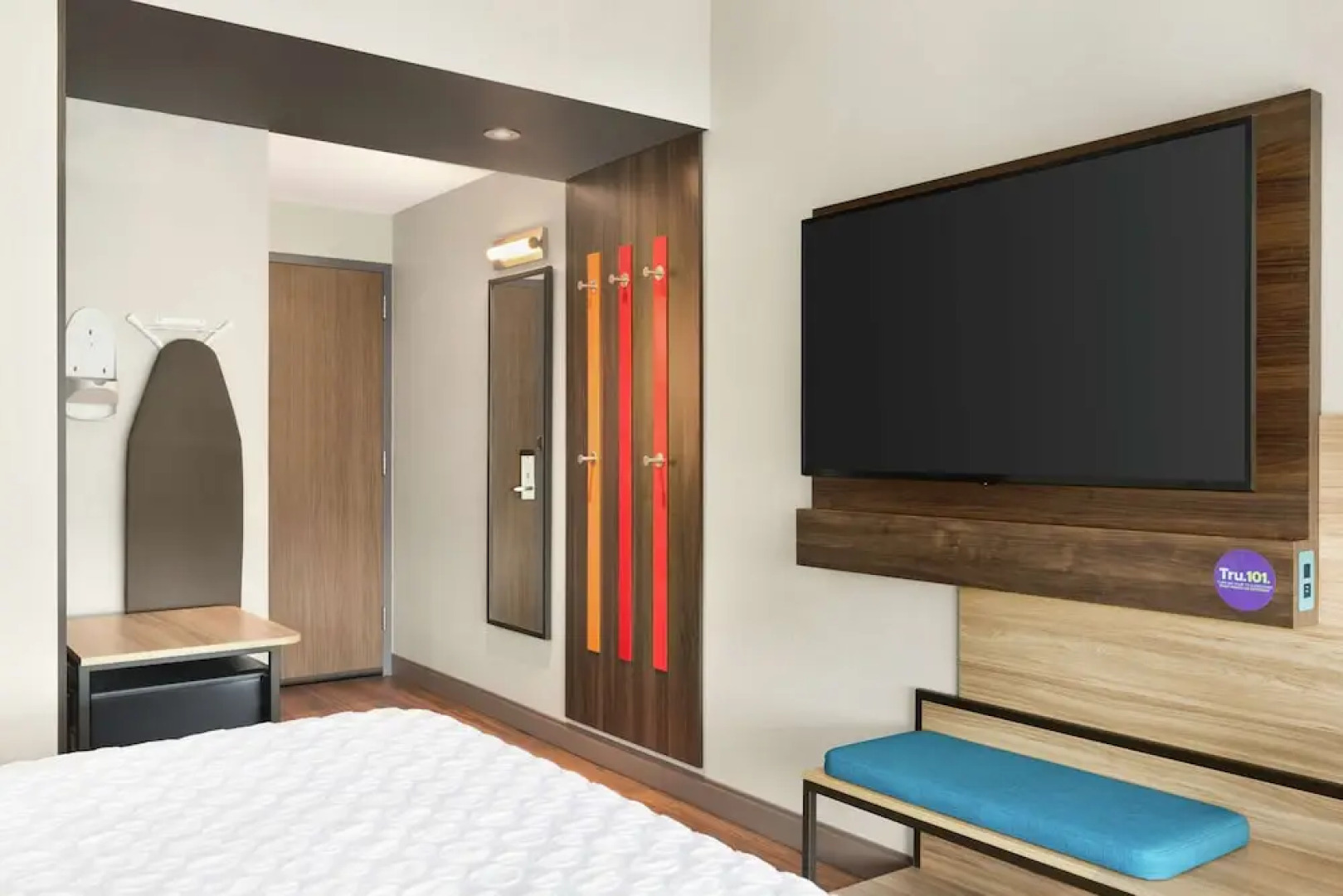 Tru by Hilton Ringgold