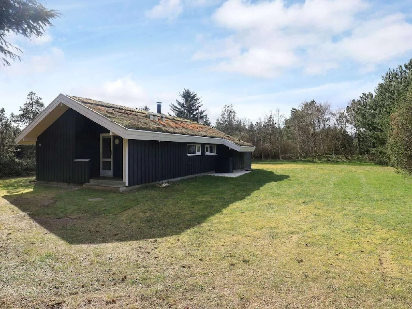 Cozy Holiday Home in Pandrup With Roofed Terrace