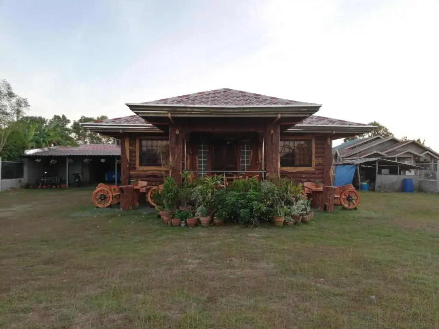 Vievan's transient house