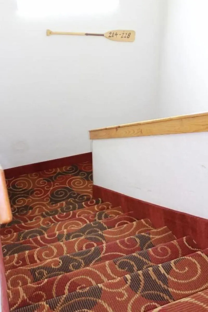 Booneslick Lodge Jane