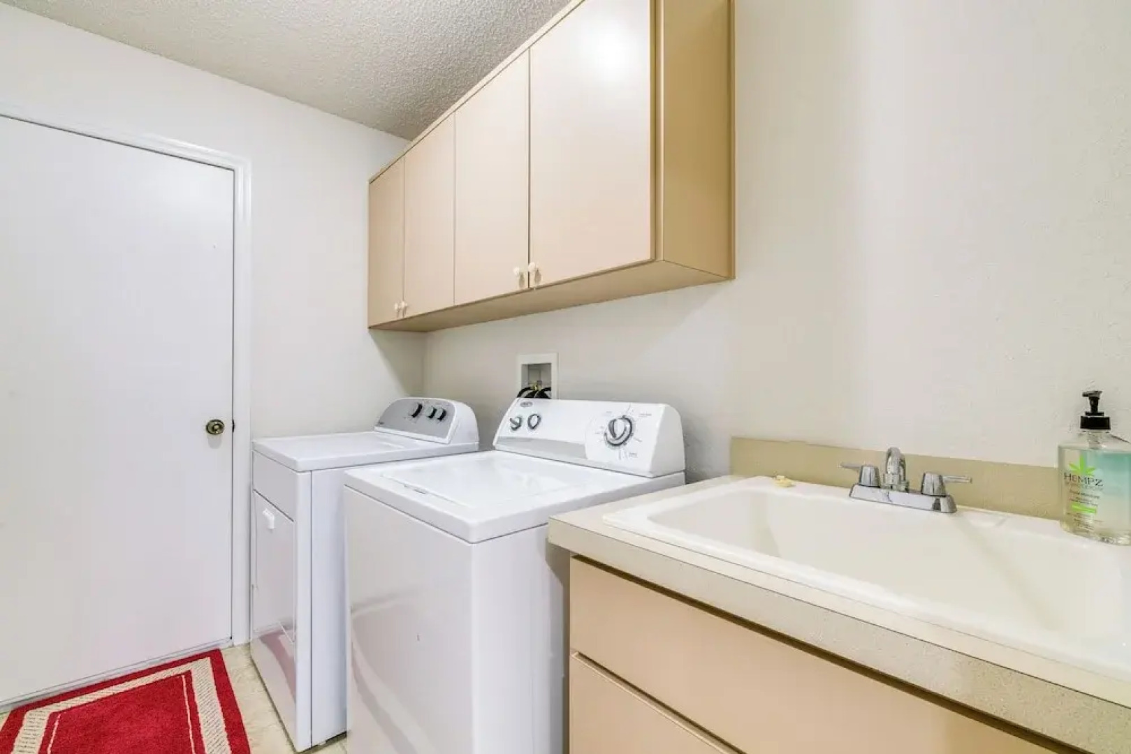 Family-friendly Spring Hill Vacation Home w/ Lanai