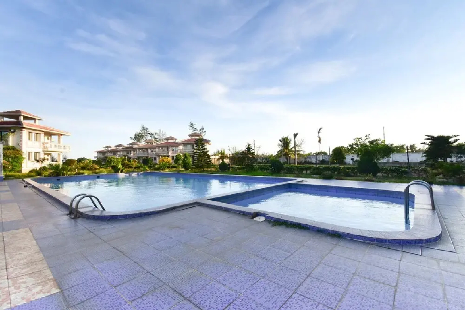 SPOT ON 36099 United-21 Beach View