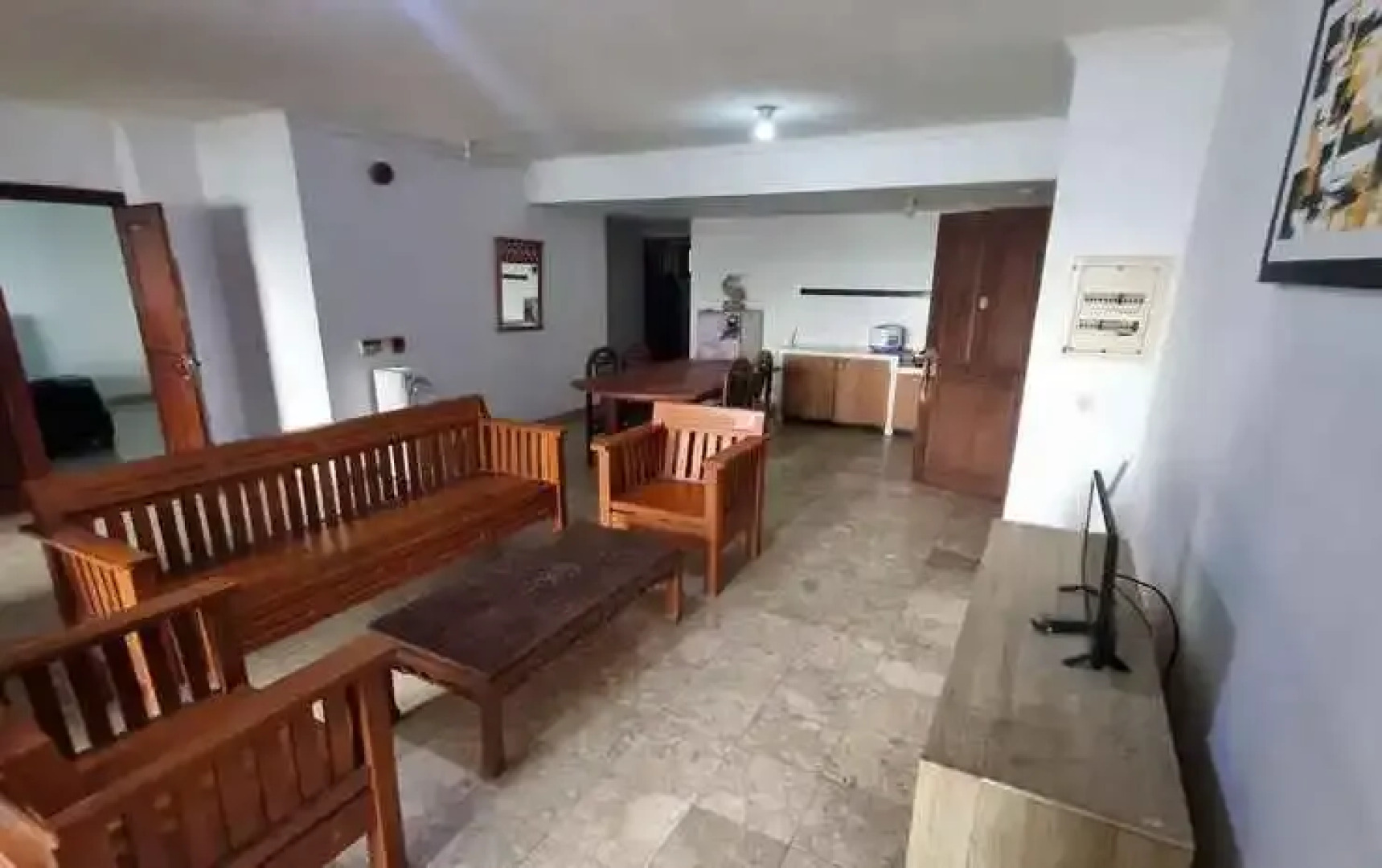 Kondominium Lippo Carita Selatan