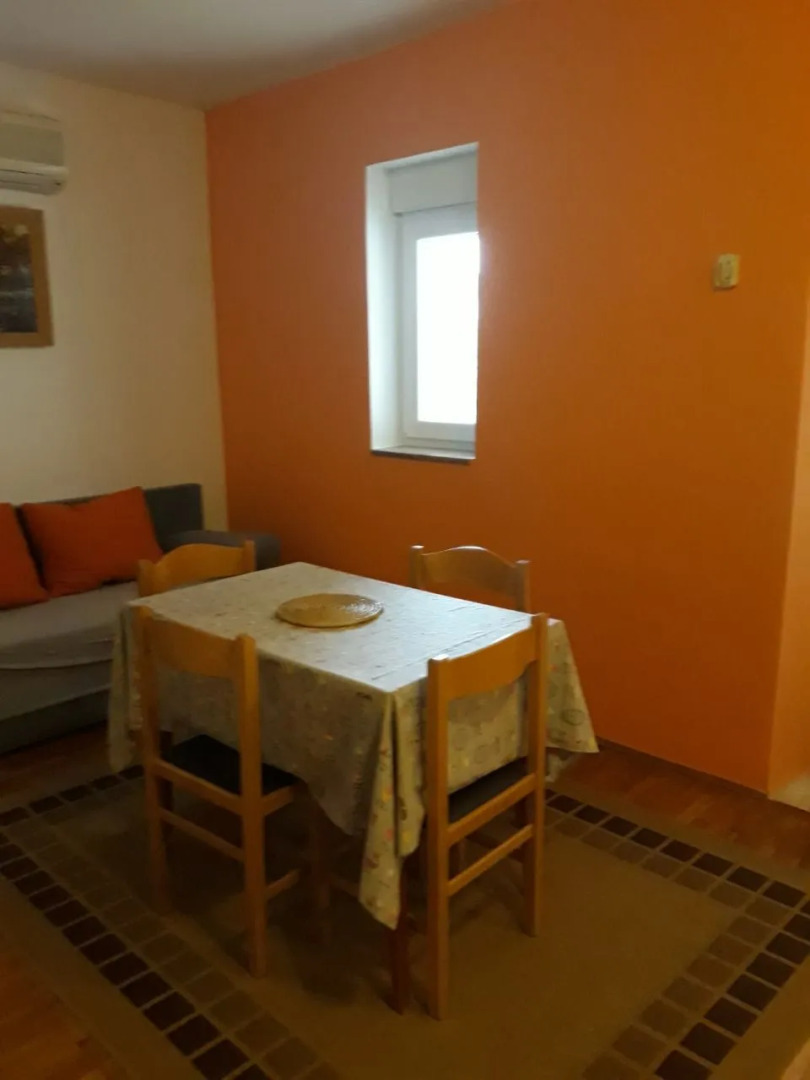 Apartment Ivo - with nice garden: A2 Pag, Island Pag