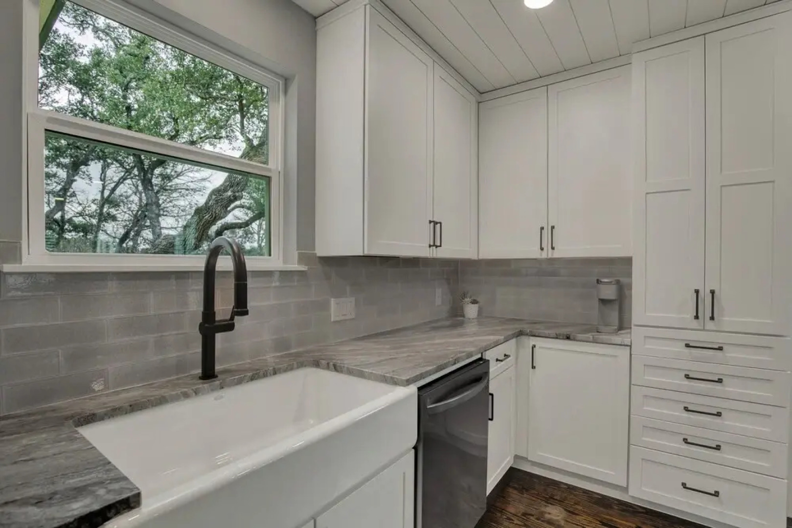 Charming Home W/firepit&grill 5min From Mercer St!