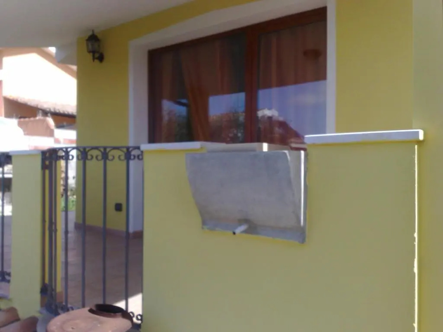 Artistika Golden Apartment