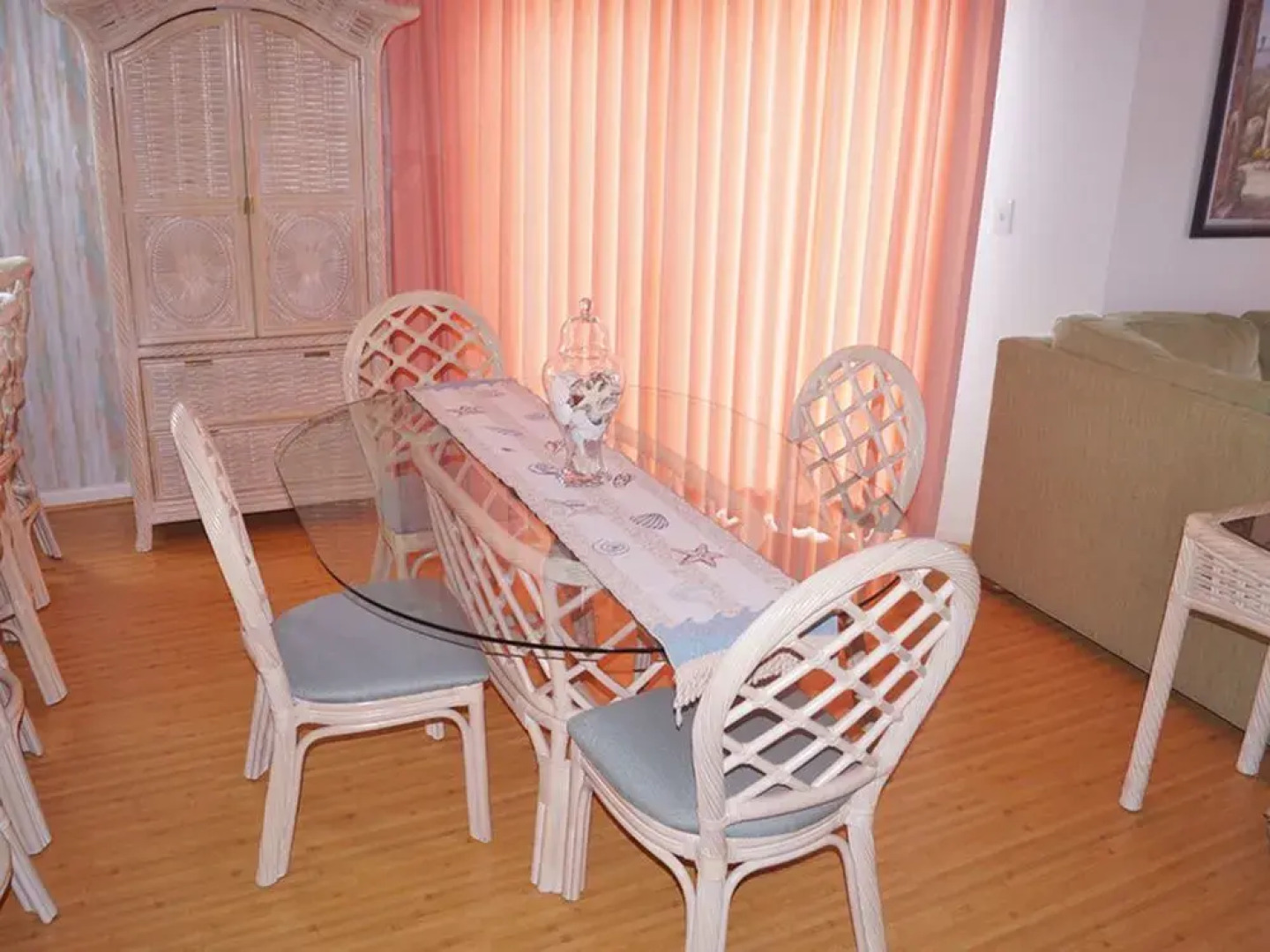 Harbour Island 31E by RedAwning