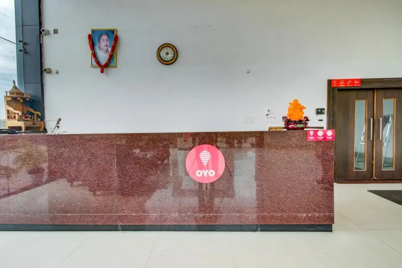 Oyo 23590 Sumandeep International