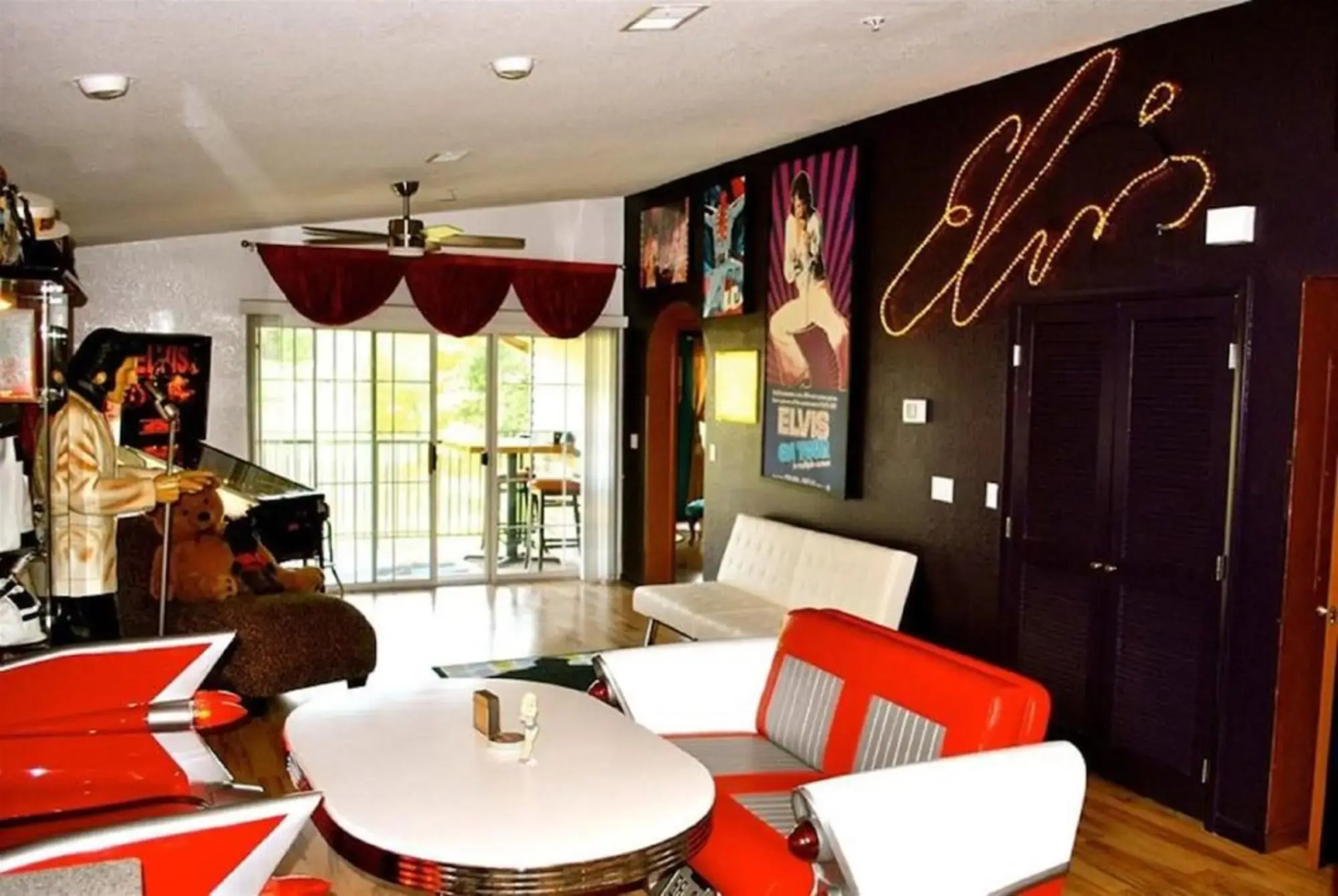 King Condo at Holiday Hills