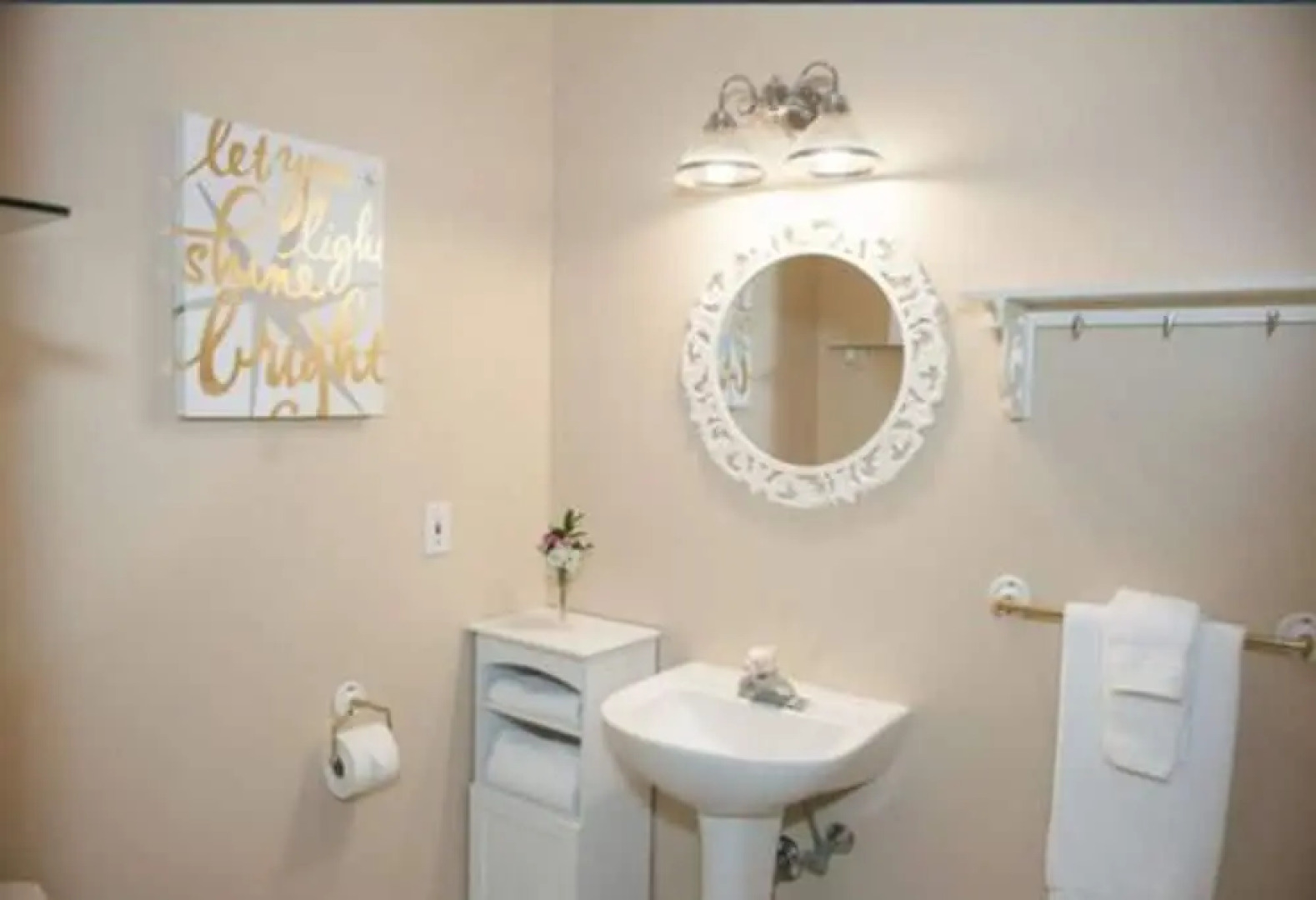 Cranberry Manor Bed and Breakfast