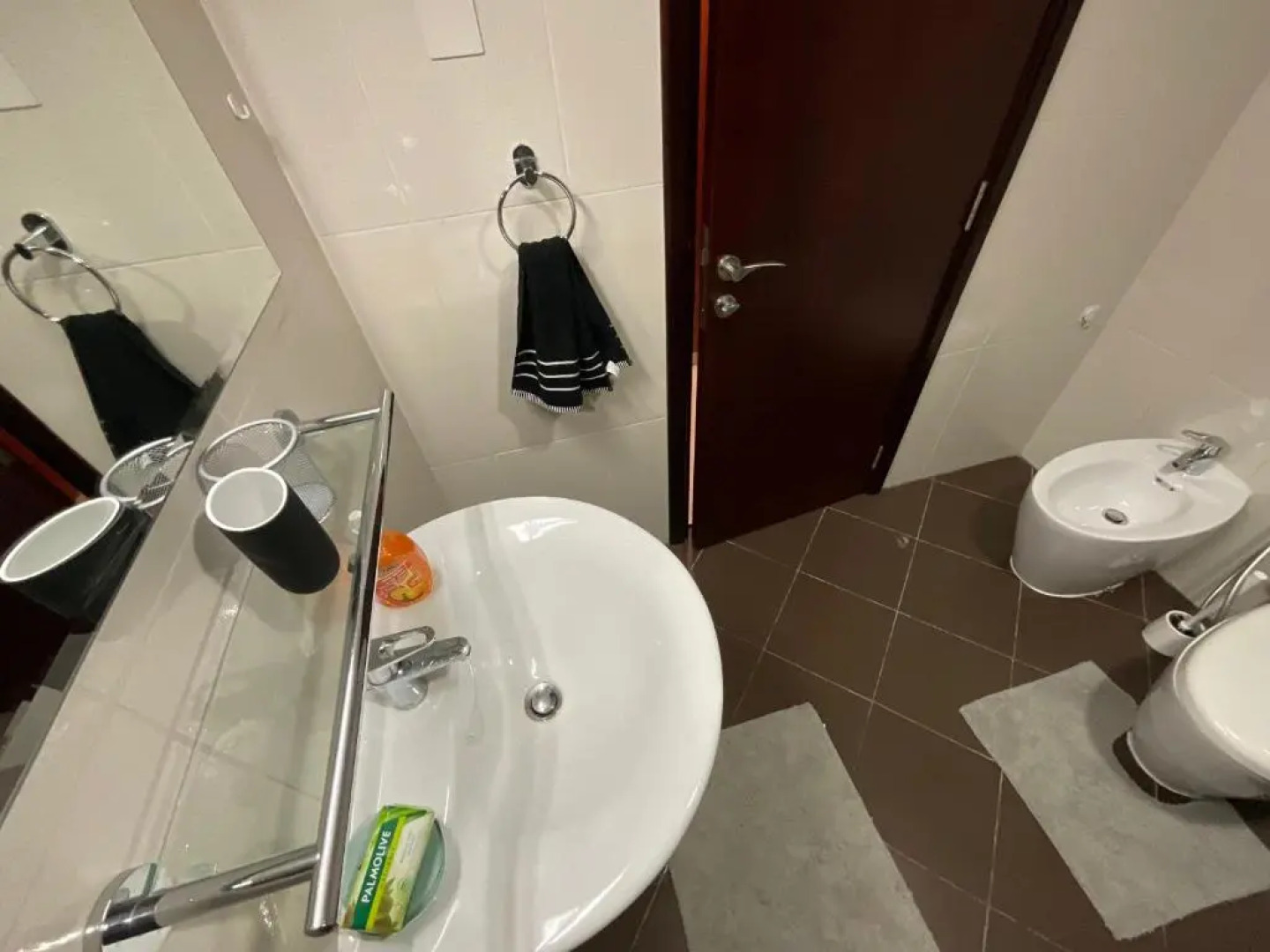 Amazing 1 Bedroom Apartment Next To The Beach