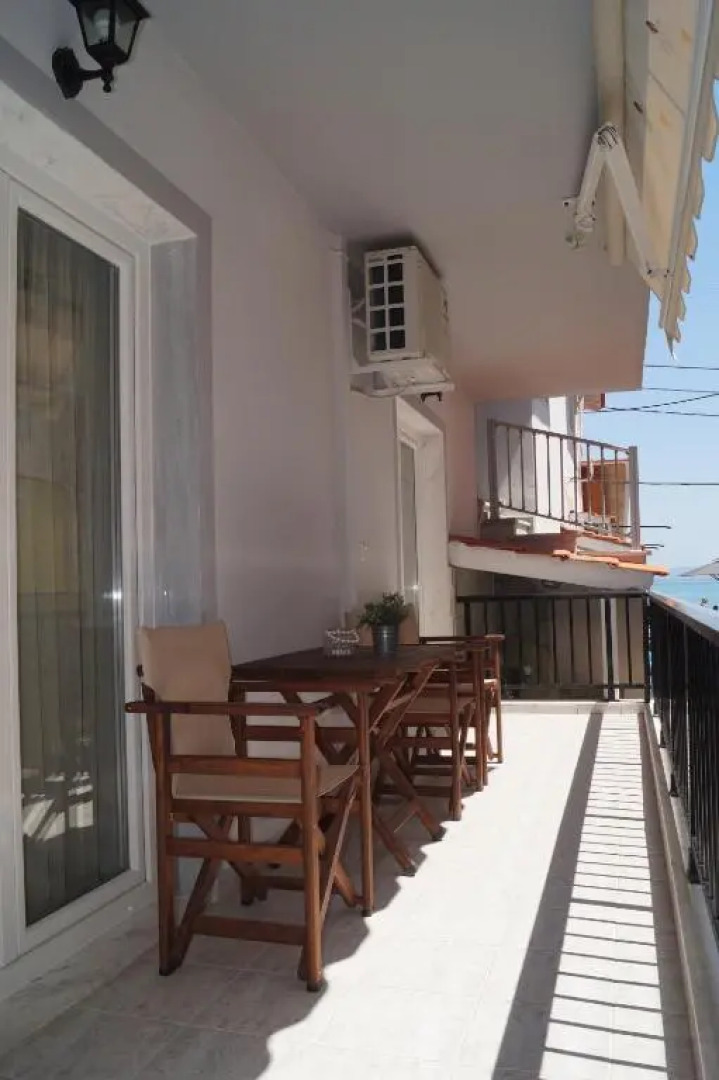 Eleni Rooms Pefkohori