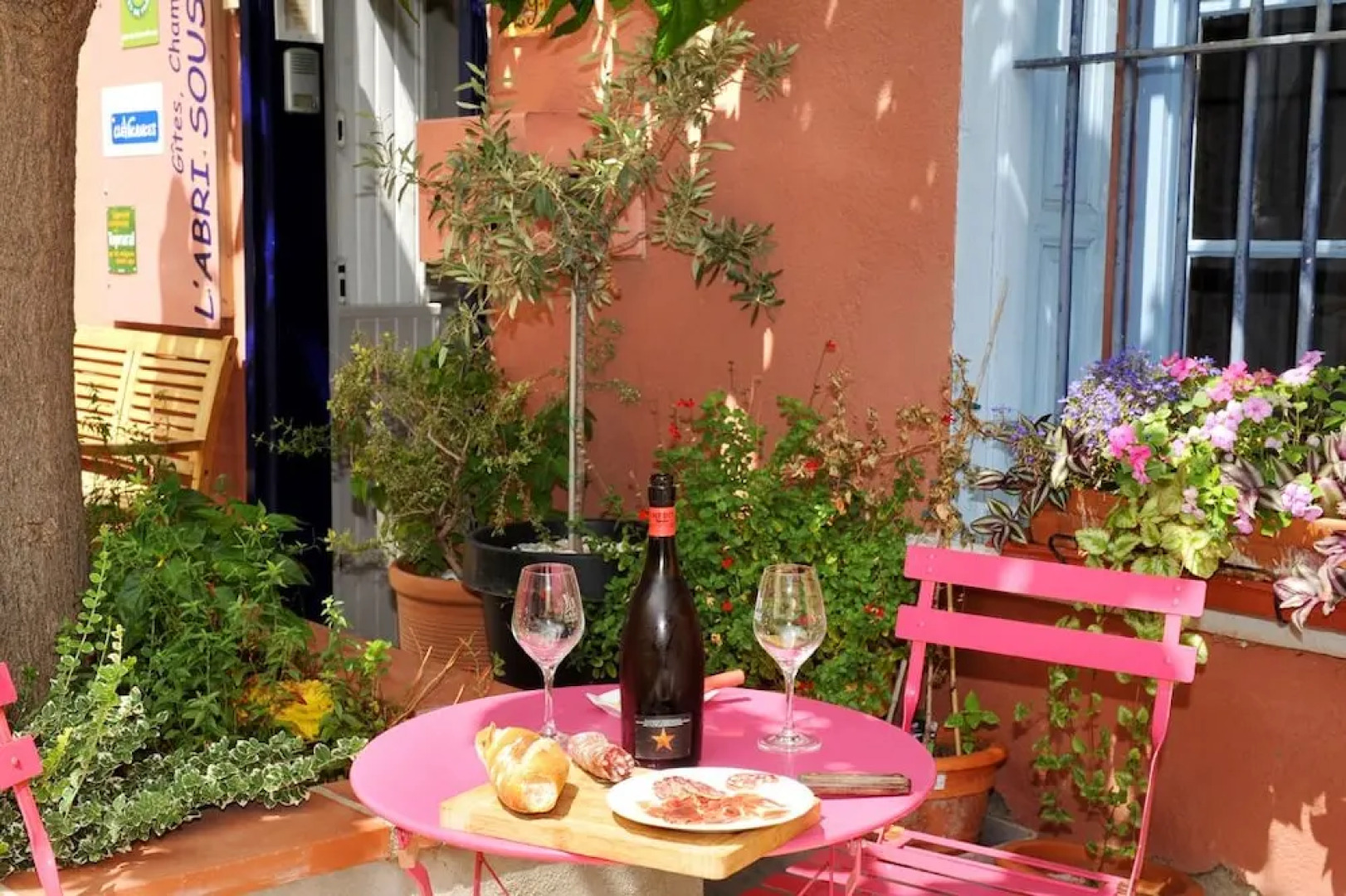 L'Abri Sous Roche - Chambres d'hôtes