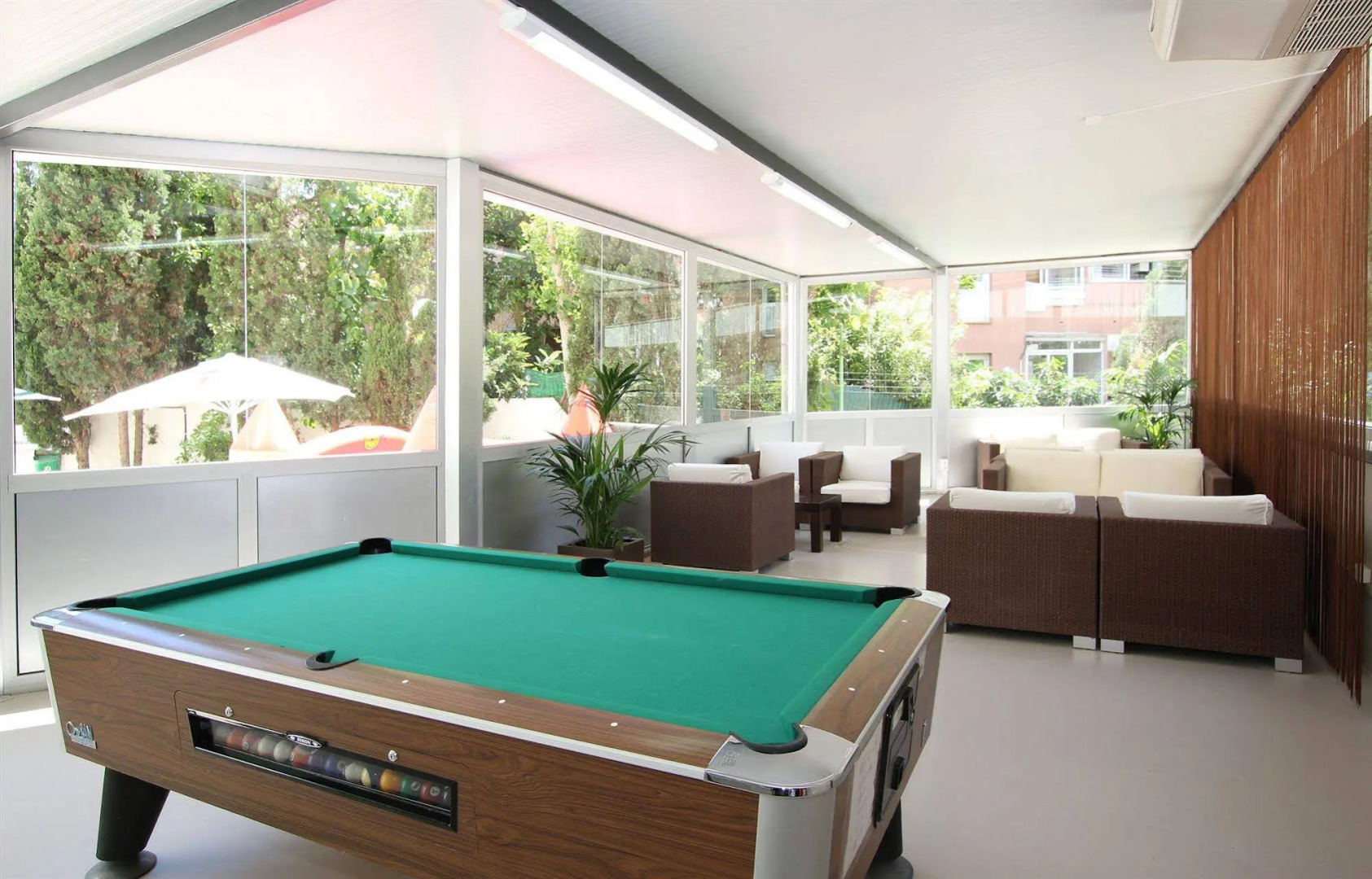 Aparthotel Esmeraldas