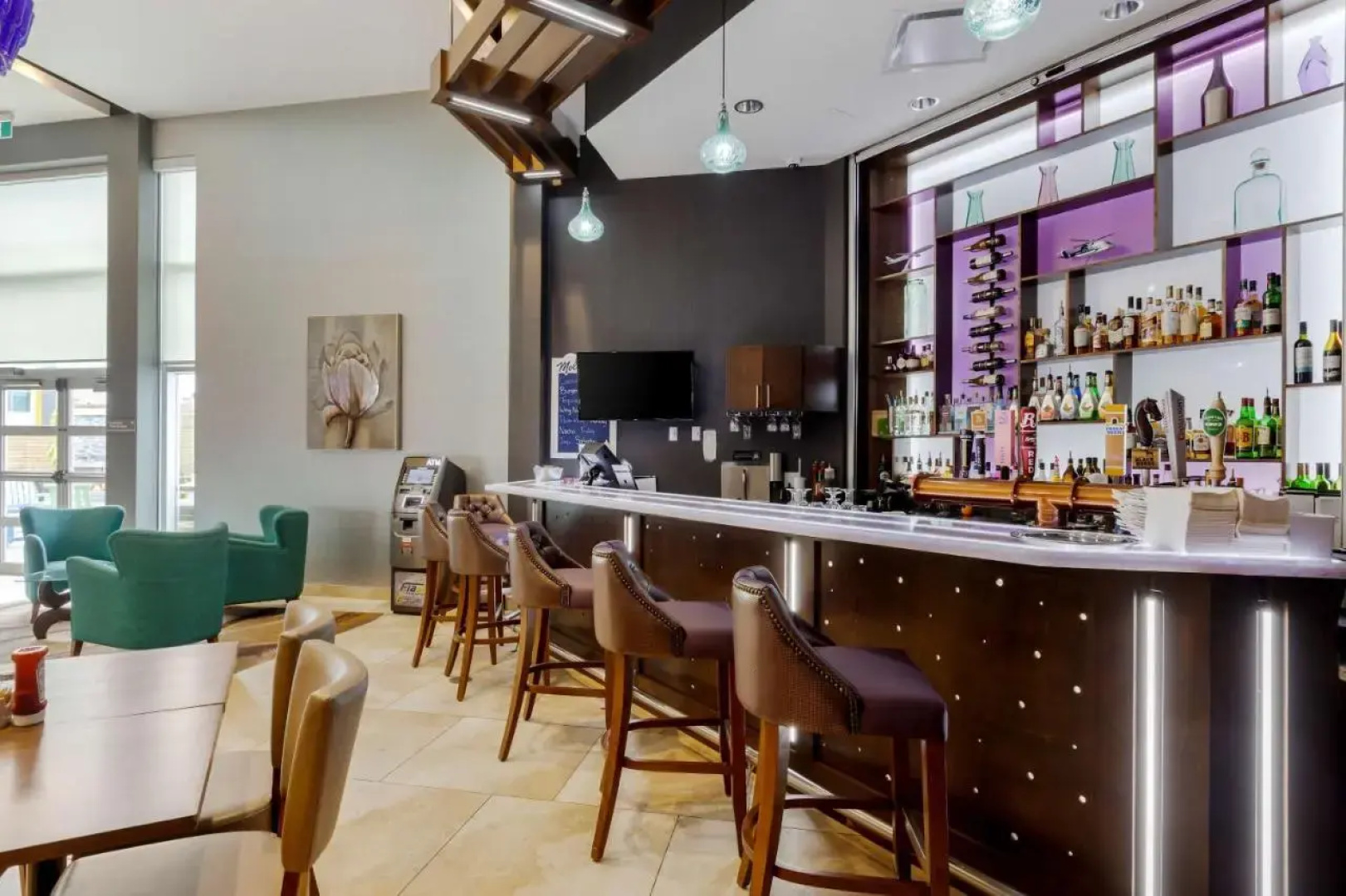 Best Western Plus St. John's Airport Hotel And Suites
