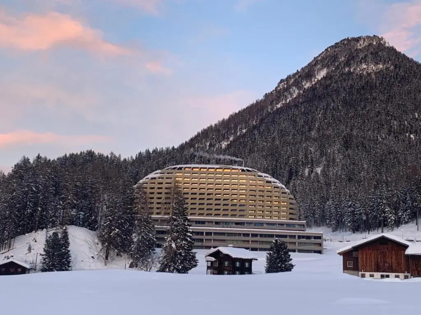 Alpen panorama luxury apartment with exclusive access to 5 star hotel facilities