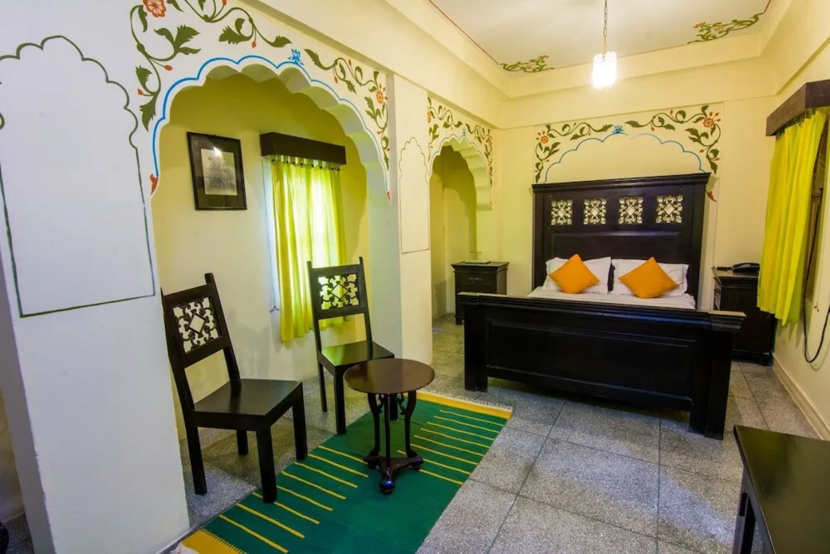 Hotel Jhalamand Garh