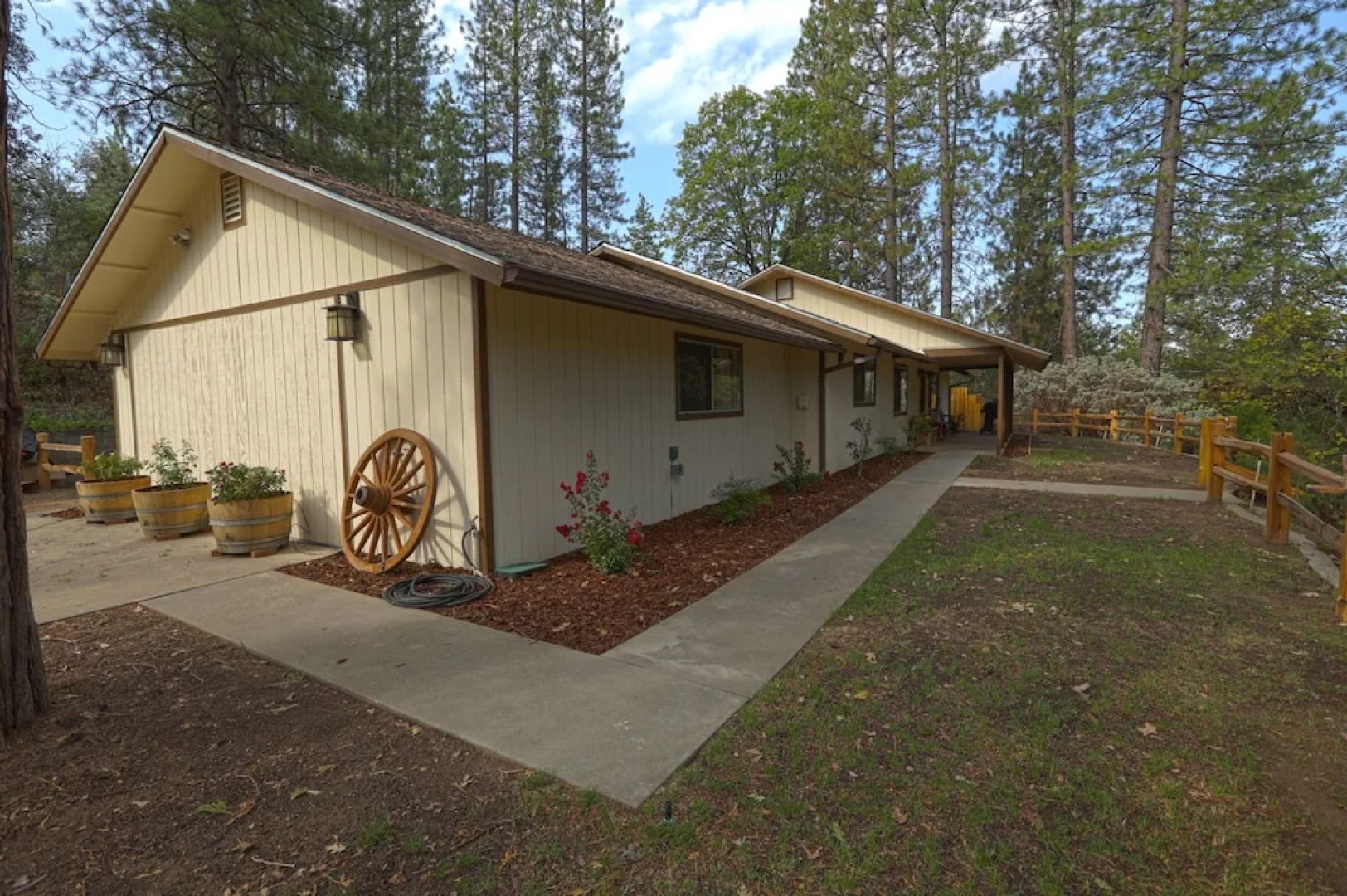 Yosemite Scenic Wonders - Bass Lake Area