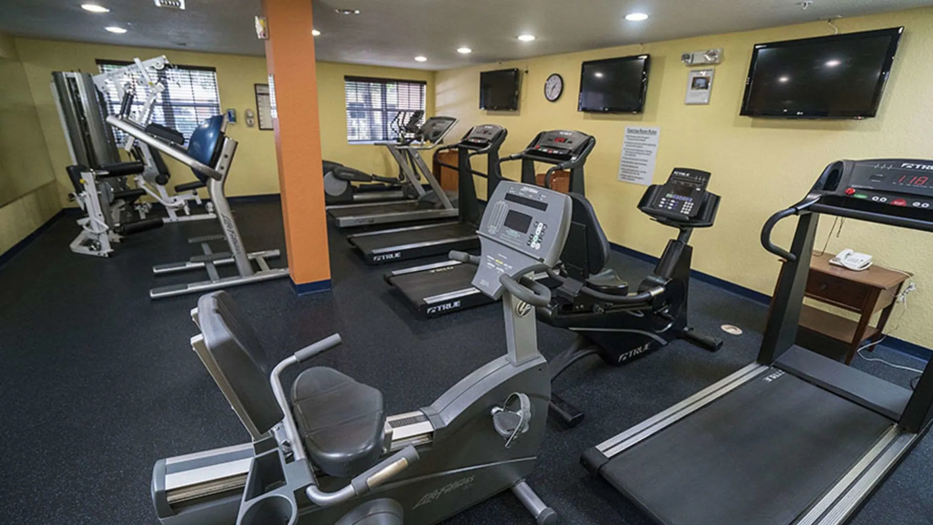 Mizner Place at Weston Town Center, Fort Lauderdale