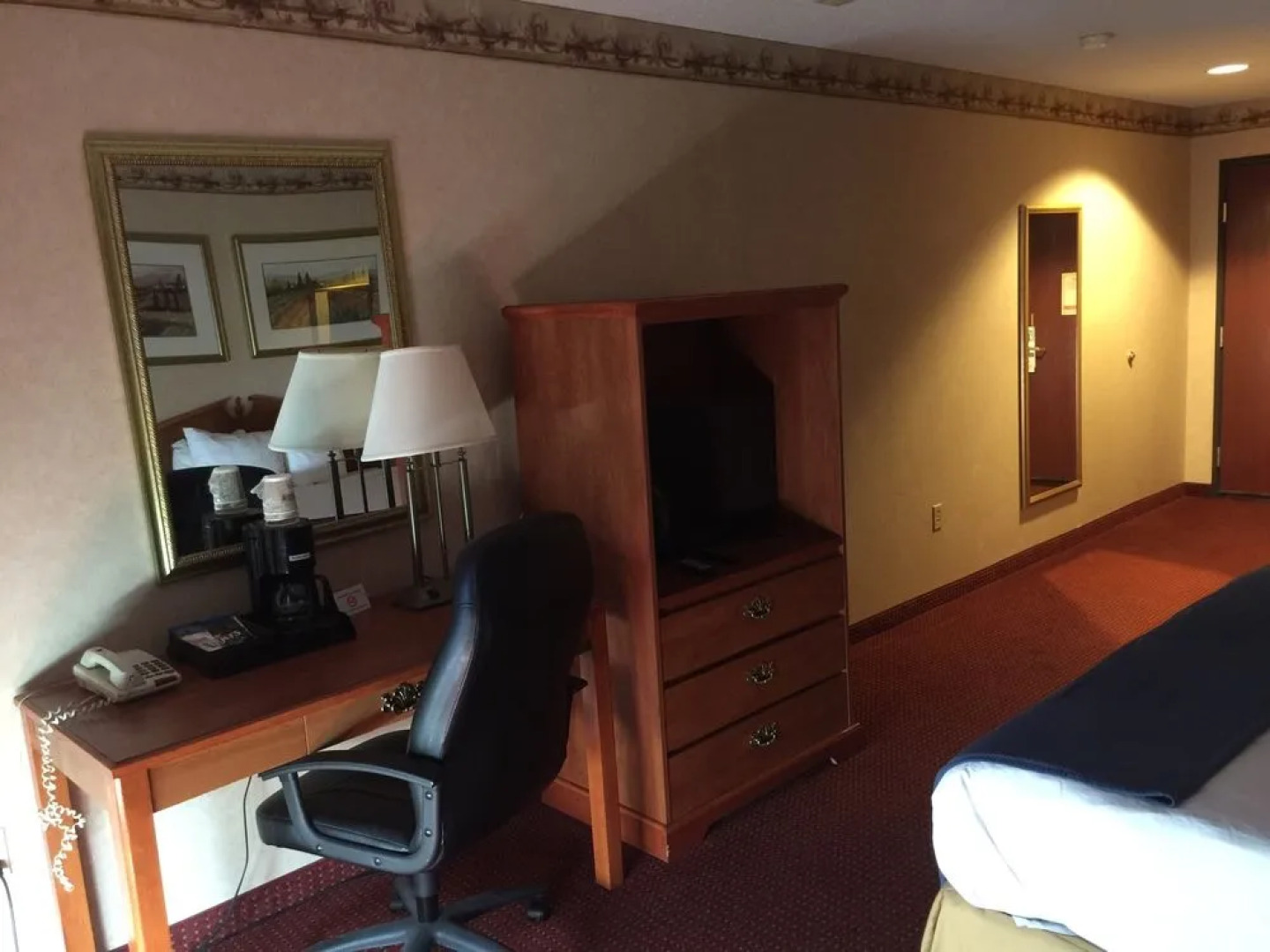 Fredericksburg Hill Country Hotel