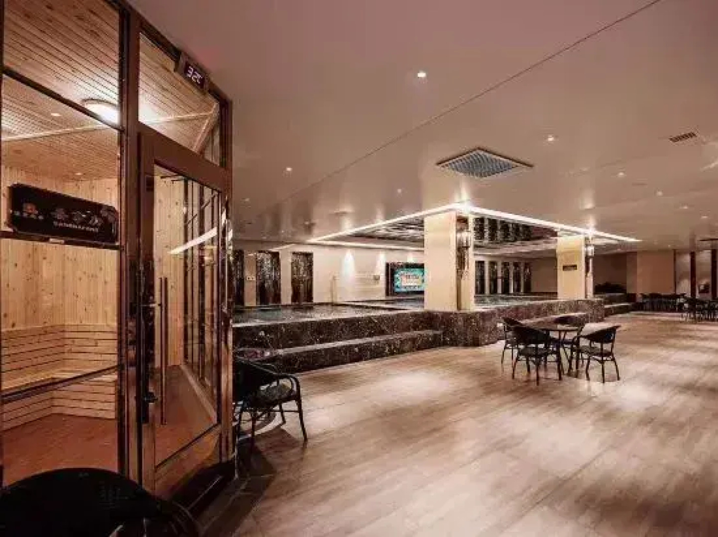 Xinwei Hot Spring Hotel