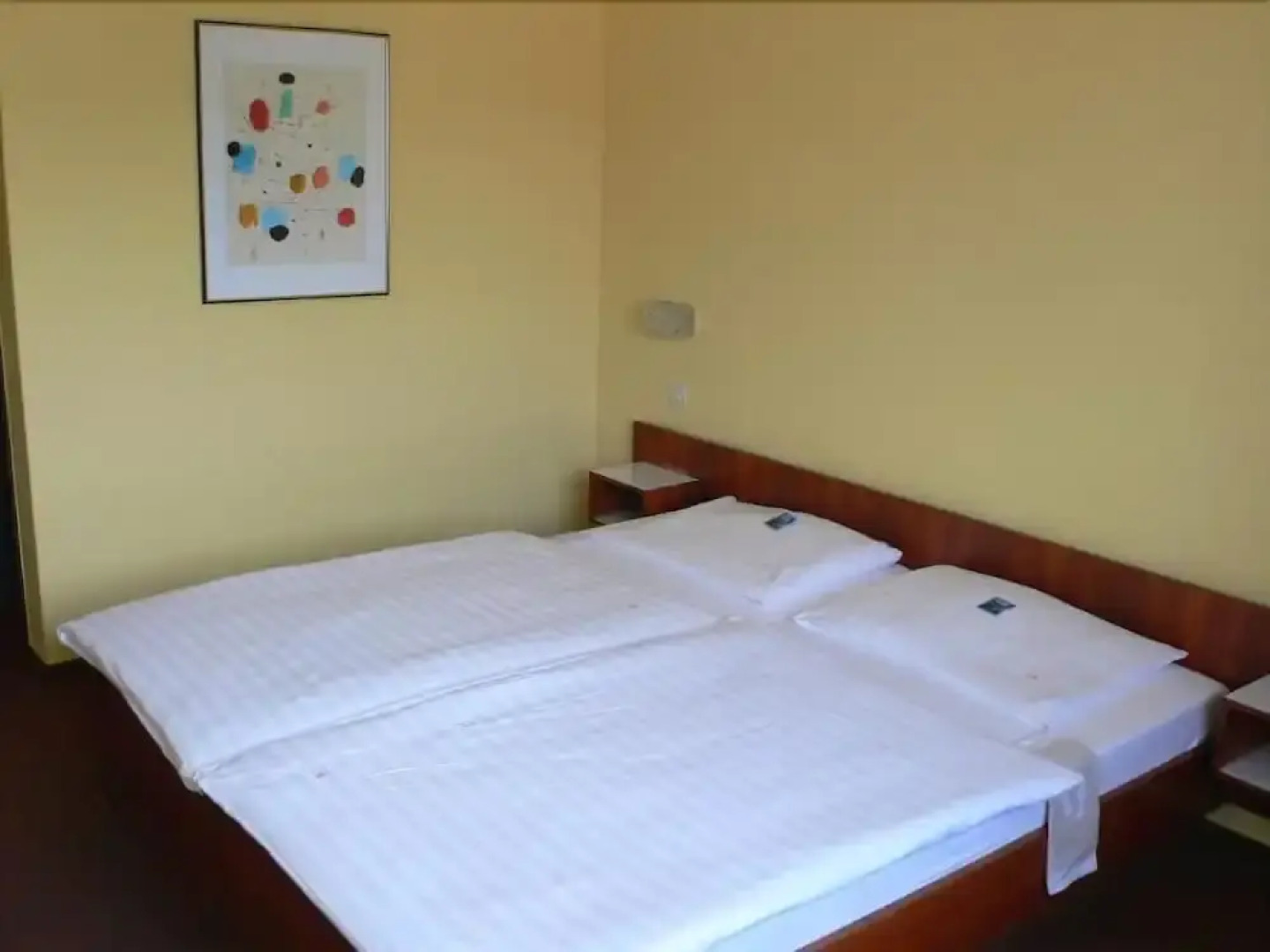 Hotel Meran Hallenbad & Sauna