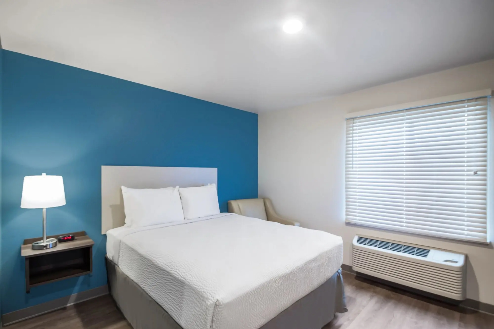 WoodSpring Suites Evansville East