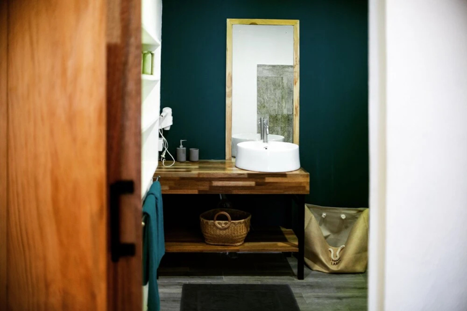 Ti Lakaz an Apartment With Garden Near the sea